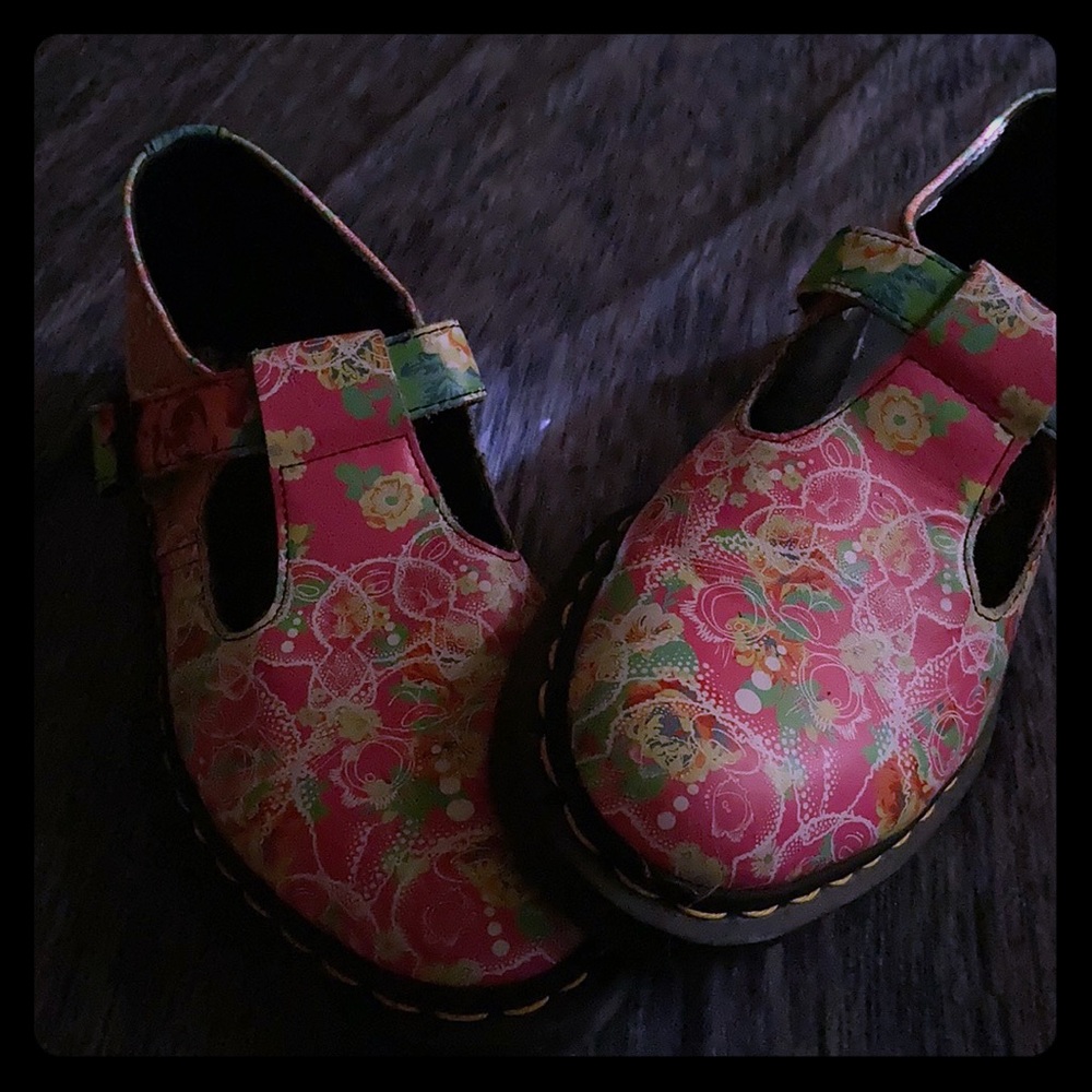 Dr. Martens Polley Daze Floral Women’s Shoes Sz 7